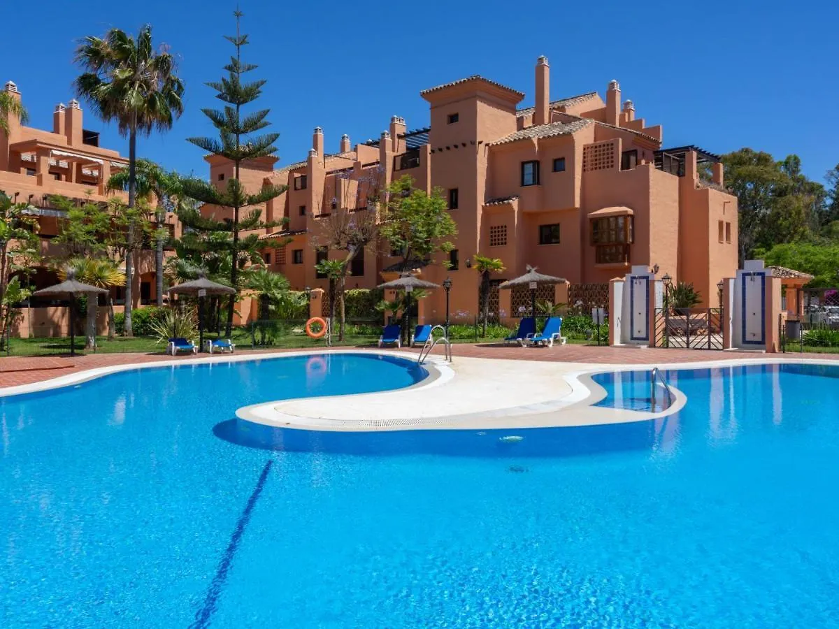Apartment Hacienda Del Sol By Interhome Estepona