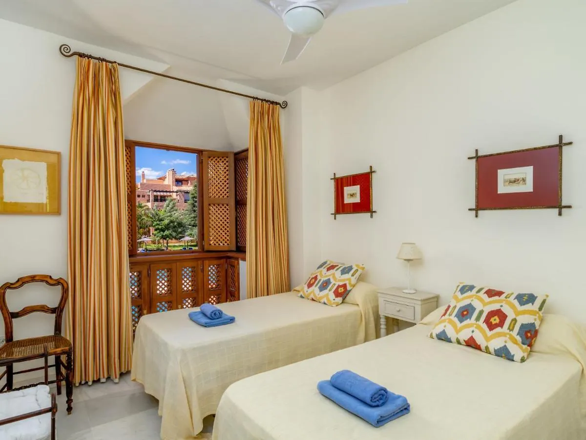 Apartment Hacienda Del Sol By Interhome Estepona